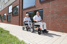 Lade das Bild in den Galerie-Viewer, Elektro-Rollstuhl falt- und teilbar: Immer-Mobil 145DE