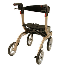 Lade das Bild in den Galerie-Viewer, Leichtgewicht-Rollator Nitro
